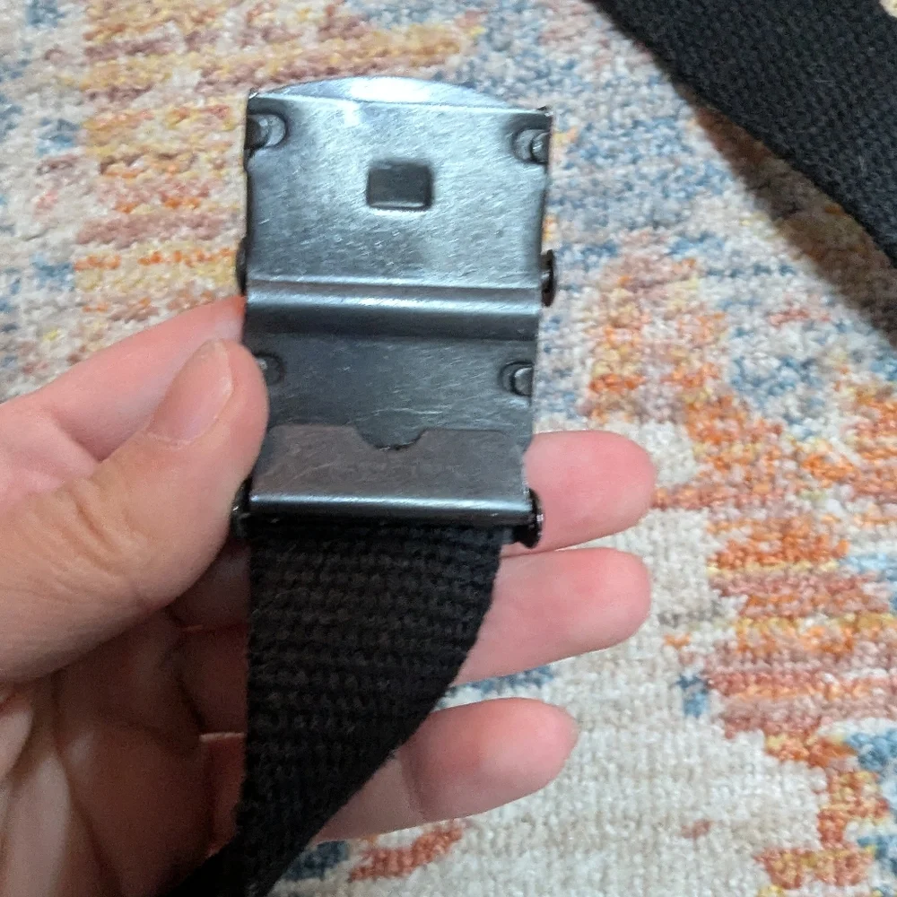 Black Adjustable Men's Belt